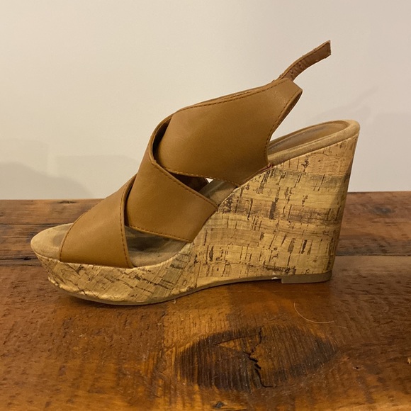 Brown wedges - Picture 3 of 7